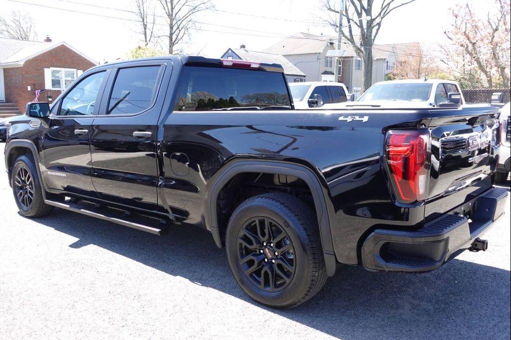 used 2024 GMC Sierra 1500 car, priced at $35,677
