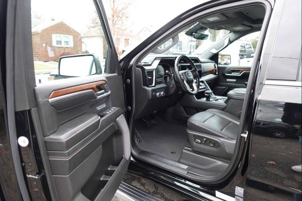 used 2023 GMC Sierra 1500 car, priced at $49,995