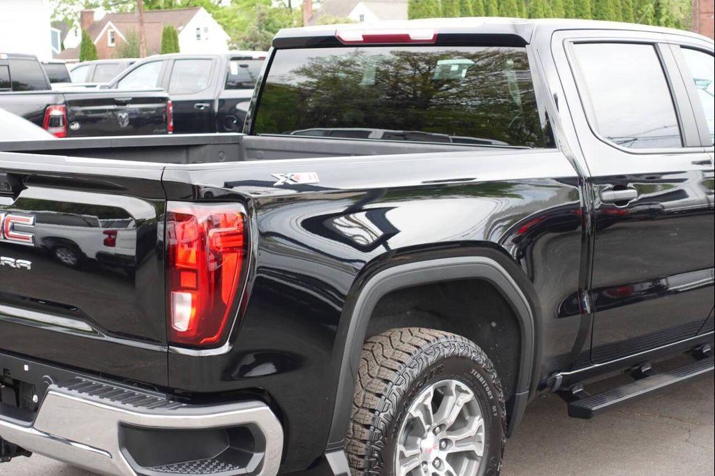 used 2024 GMC Sierra 1500 car, priced at $37,995