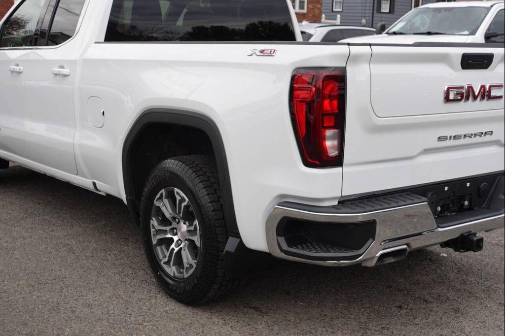 used 2022 GMC Sierra 1500 car, priced at $31,995