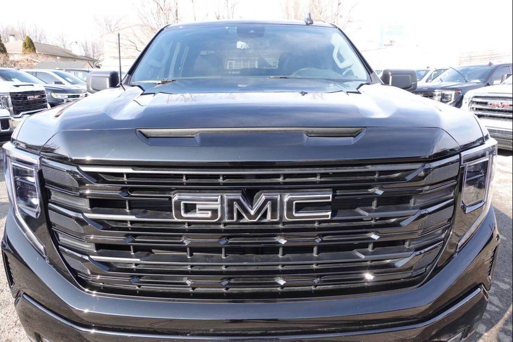 used 2023 GMC Sierra 1500 car, priced at $39,995
