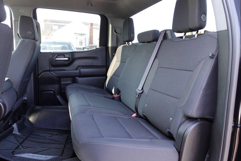 used 2023 GMC Sierra 1500 car, priced at $35,995