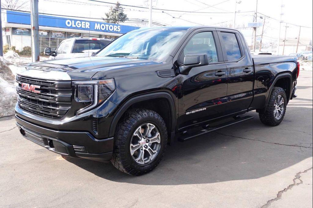 used 2022 GMC Sierra 1500 car, priced at $33,995