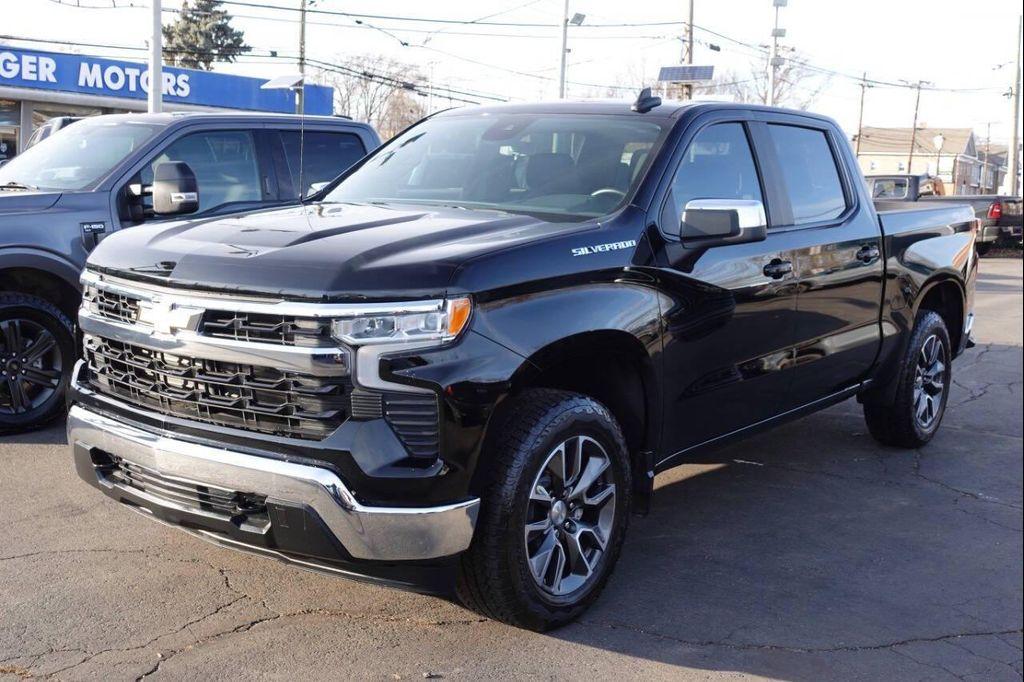 used 2024 Chevrolet Silverado 1500 car, priced at $35,995