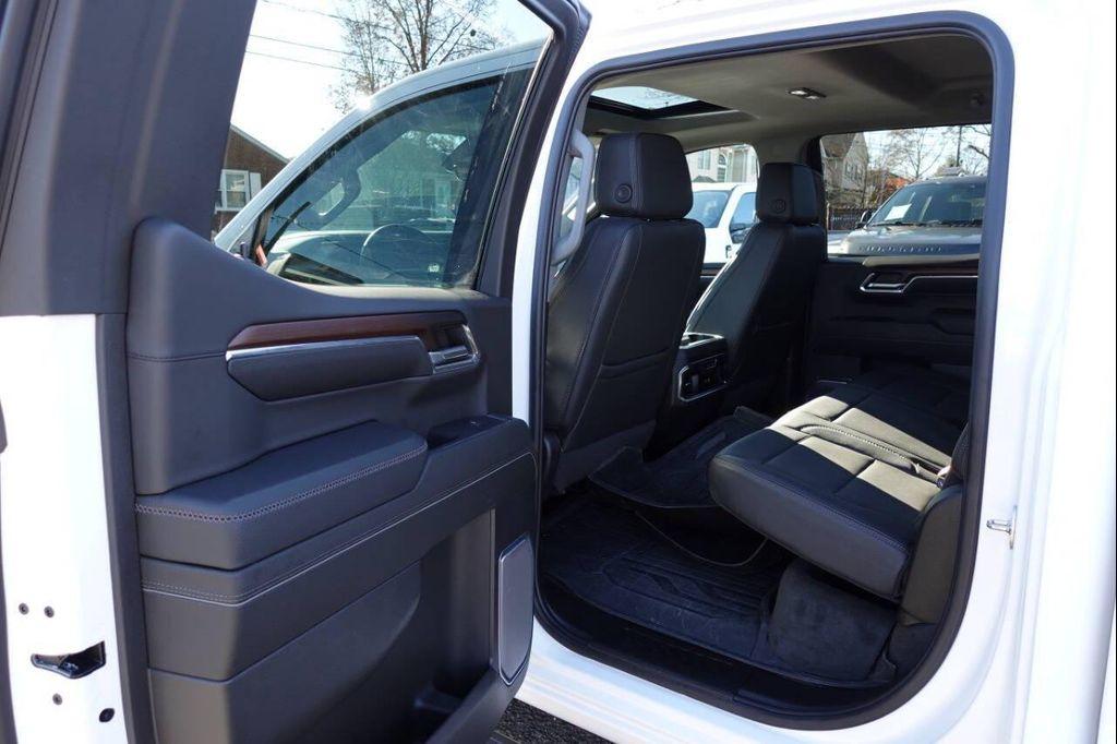 used 2024 GMC Sierra 1500 car, priced at $56,995
