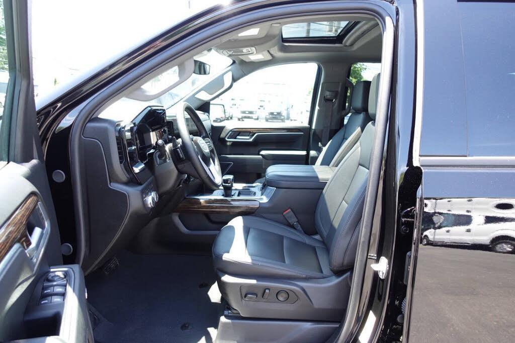 used 2025 GMC Sierra 1500 car, priced at $52,897
