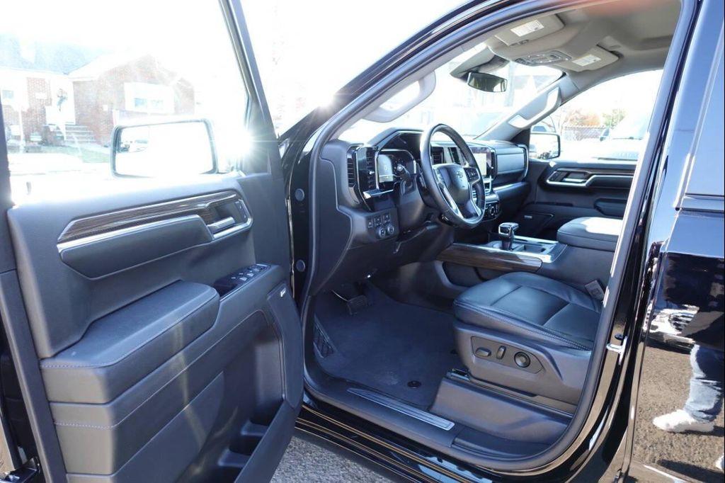 used 2024 Chevrolet Silverado 1500 car, priced at $44,995