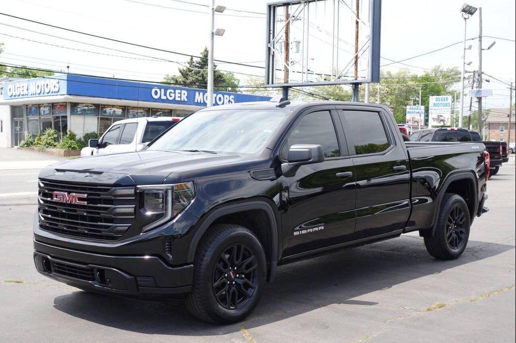 used 2024 GMC Sierra 1500 car, priced at $37,675
