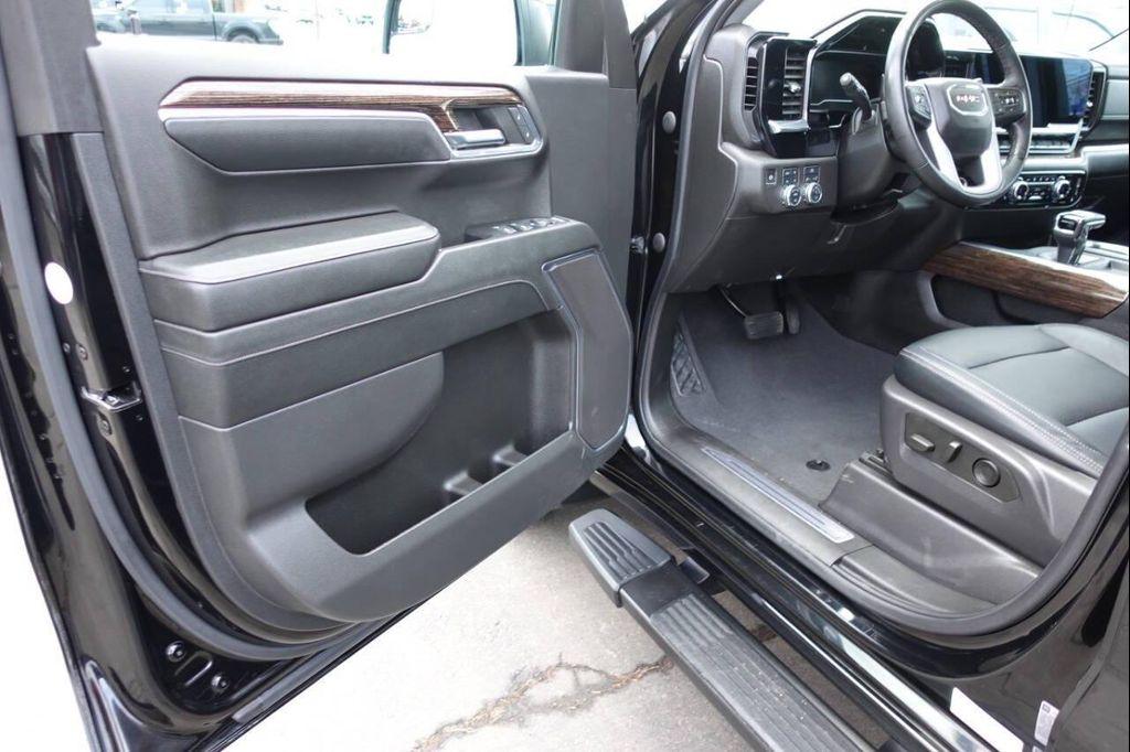 used 2024 GMC Sierra 1500 car, priced at $48,875