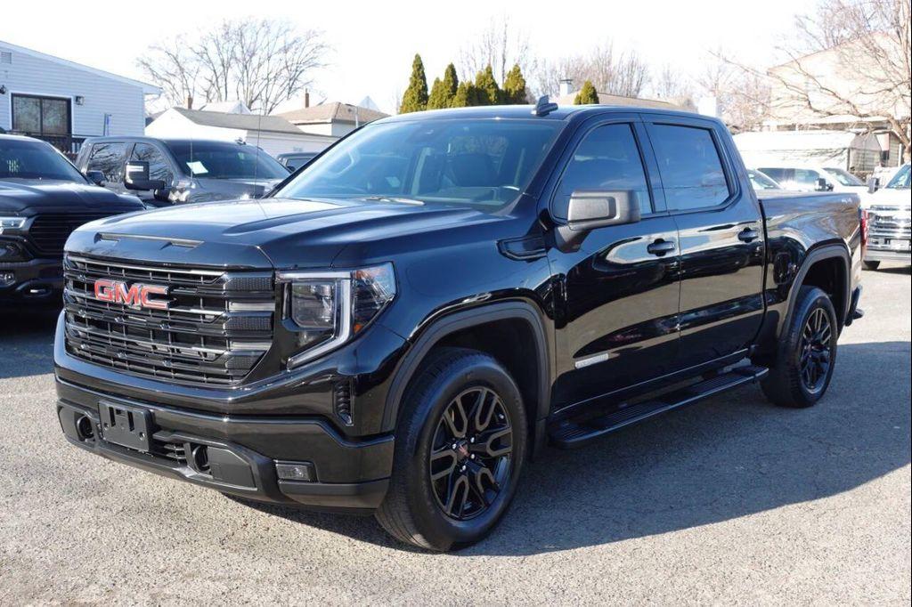 used 2023 GMC Sierra 1500 car, priced at $38,995