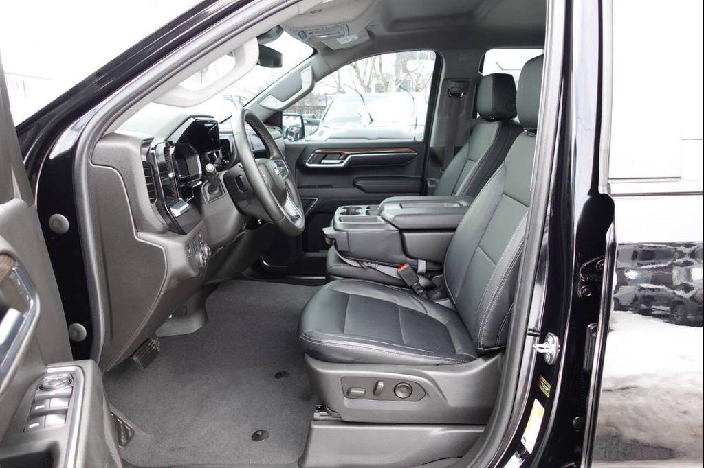 used 2023 Chevrolet Silverado 1500 car, priced at $34,995