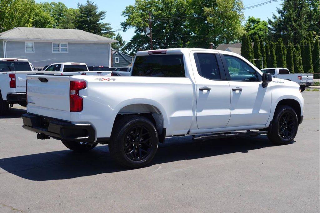 used 2022 Chevrolet Silverado 1500 car, priced at $32,677