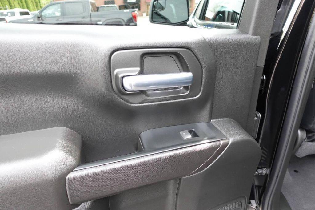 used 2023 GMC Sierra 1500 car, priced at $34,995