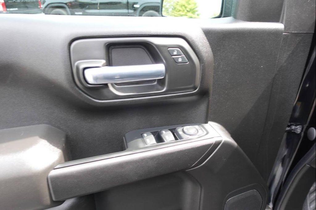 used 2023 GMC Sierra 1500 car, priced at $34,995