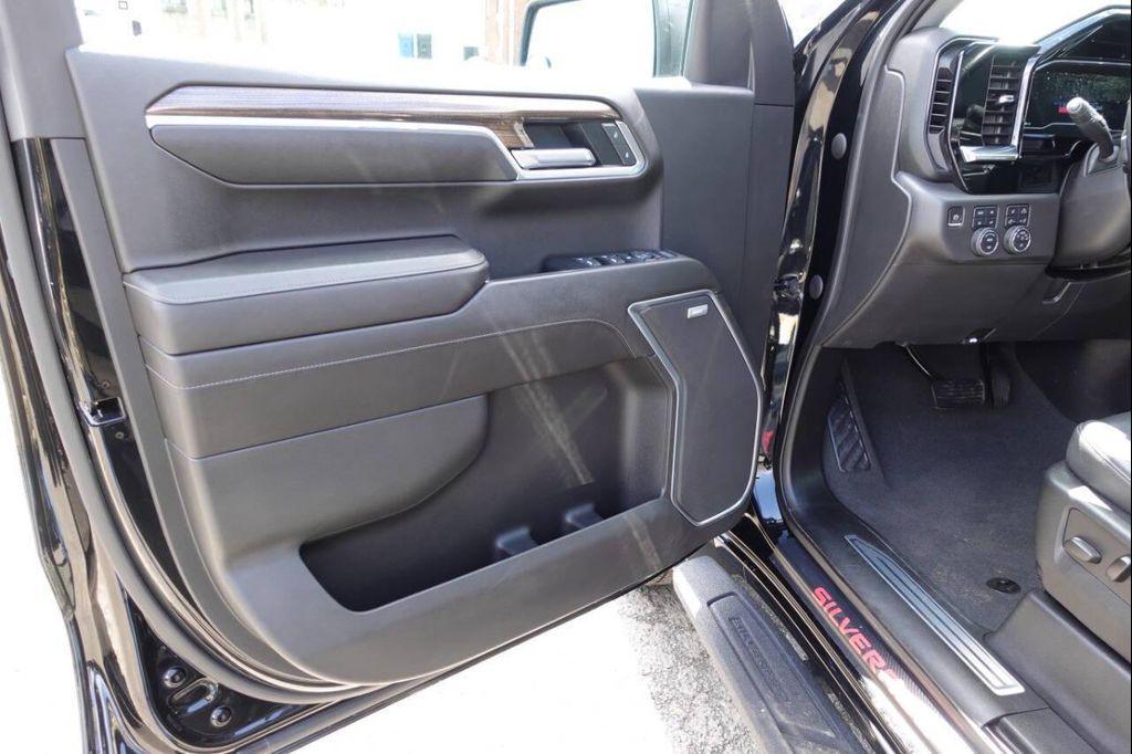 used 2022 Chevrolet Silverado 1500 car, priced at $47,995