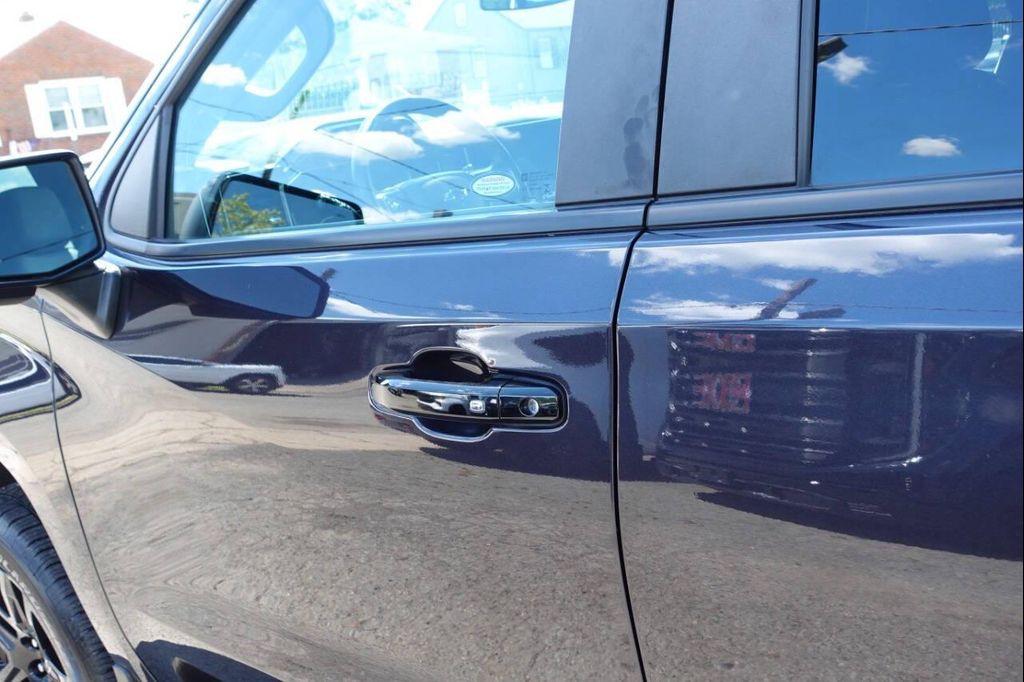 used 2022 Chevrolet Silverado 1500 car, priced at $42,995