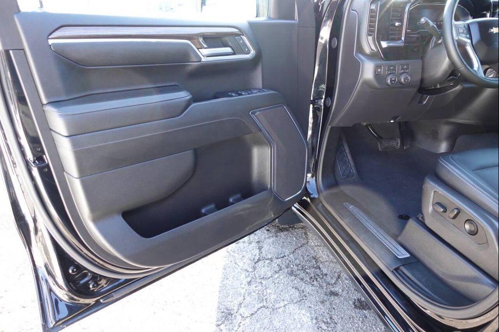 used 2024 Chevrolet Silverado 1500 car, priced at $35,995