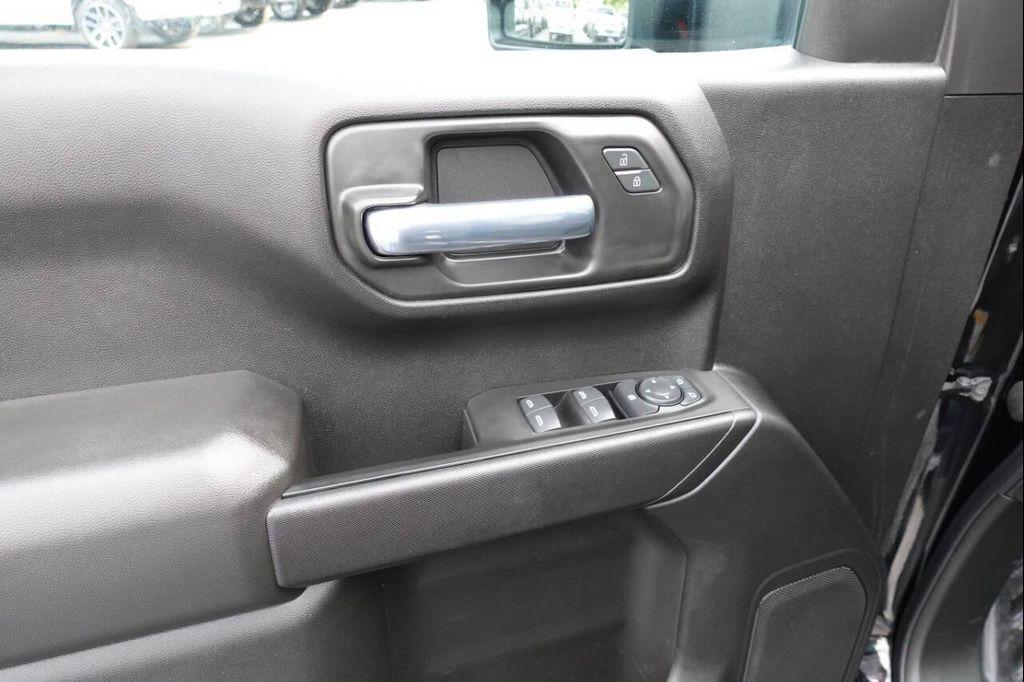 used 2023 GMC Sierra 1500 car, priced at $36,875