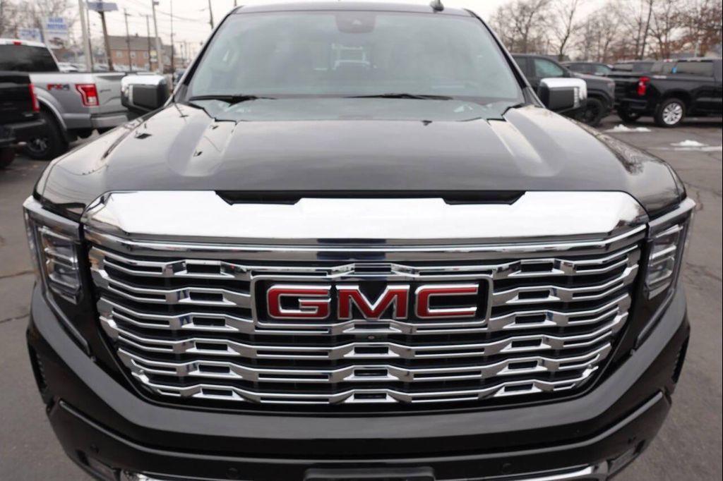 used 2023 GMC Sierra 1500 car, priced at $52,995