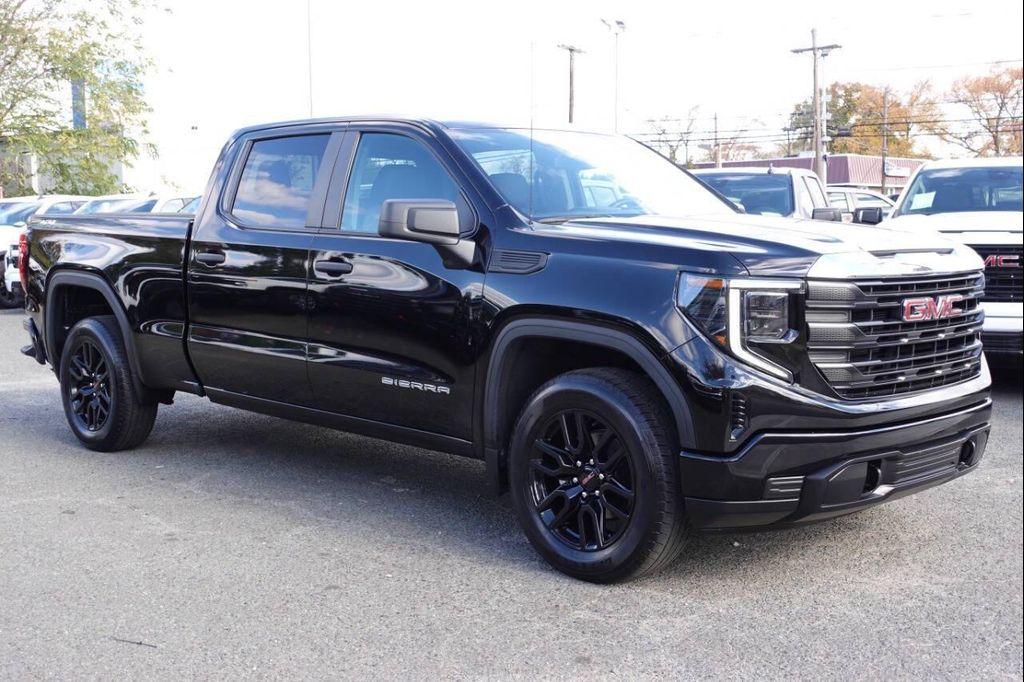 used 2022 GMC Sierra 1500 car, priced at $34,875
