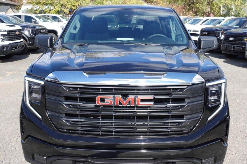 used 2022 GMC Sierra 1500 car, priced at $34,875