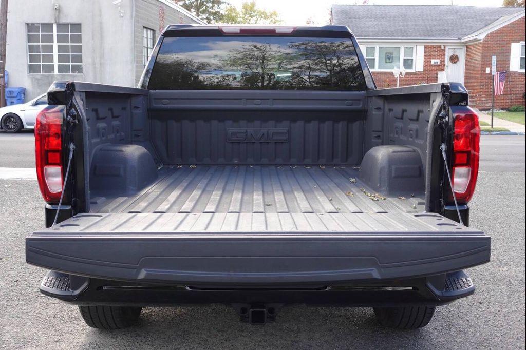 used 2022 GMC Sierra 1500 car, priced at $34,875