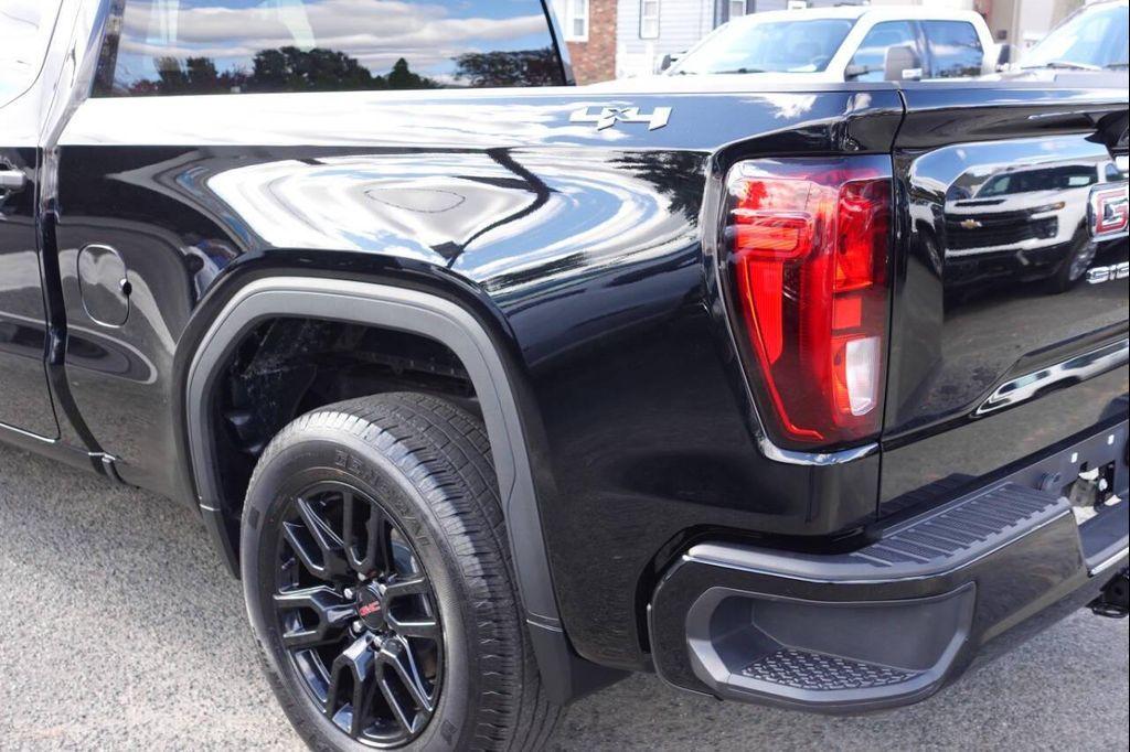 used 2022 GMC Sierra 1500 car, priced at $34,875