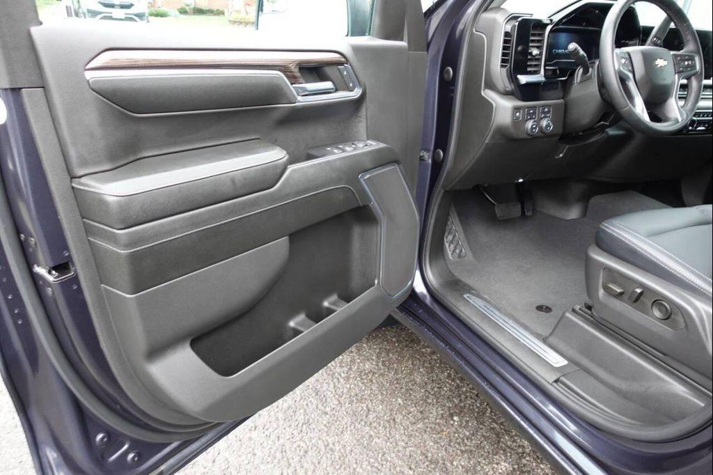 used 2024 Chevrolet Silverado 1500 car, priced at $33,995