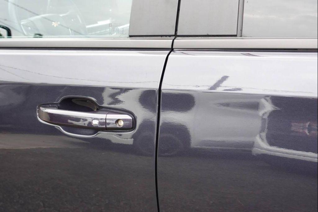 used 2024 Chevrolet Silverado 1500 car, priced at $33,995