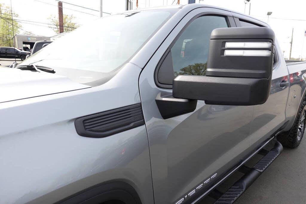 used 2023 GMC Sierra 1500 car, priced at $36,895