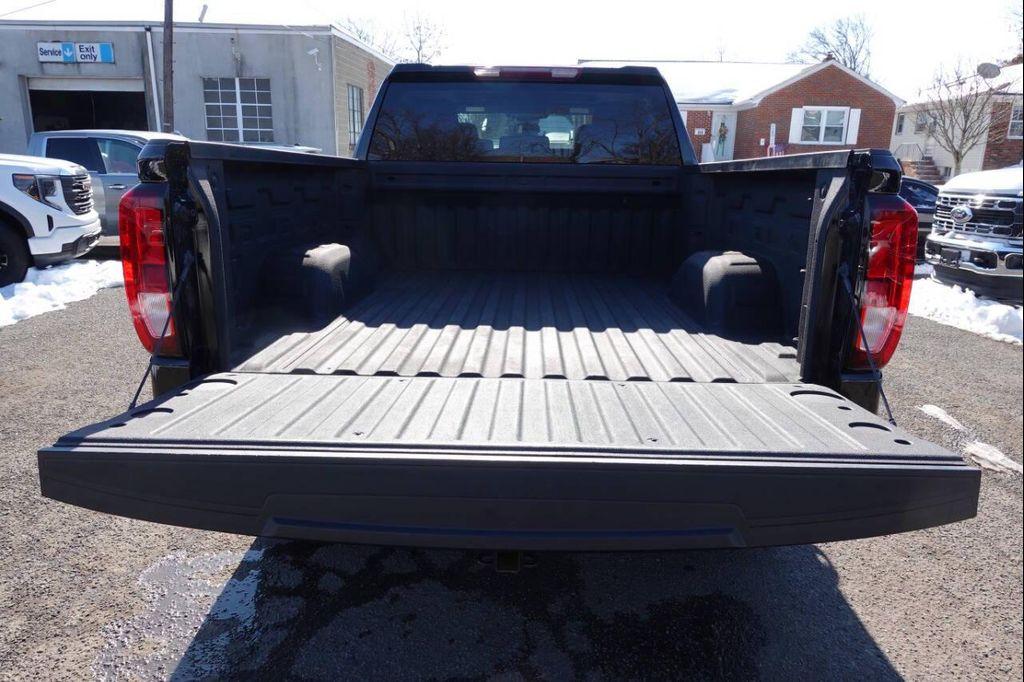 used 2023 GMC Sierra 1500 car, priced at $35,995