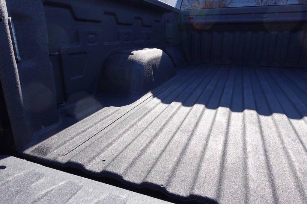 used 2023 GMC Sierra 1500 car, priced at $35,995