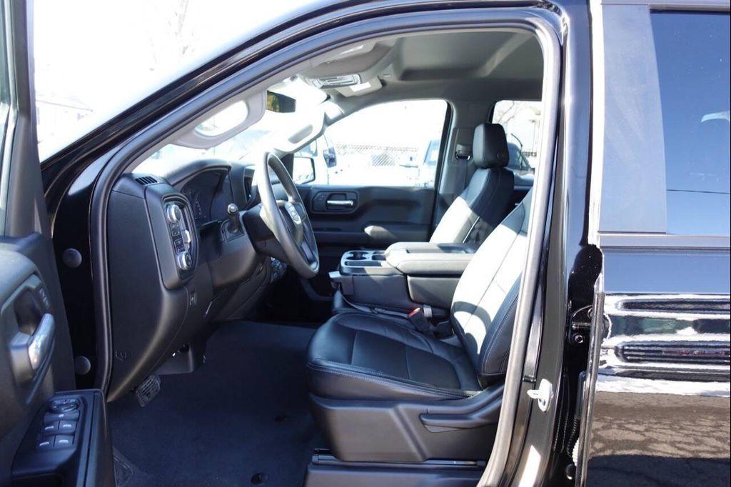 used 2023 GMC Sierra 1500 car, priced at $35,995