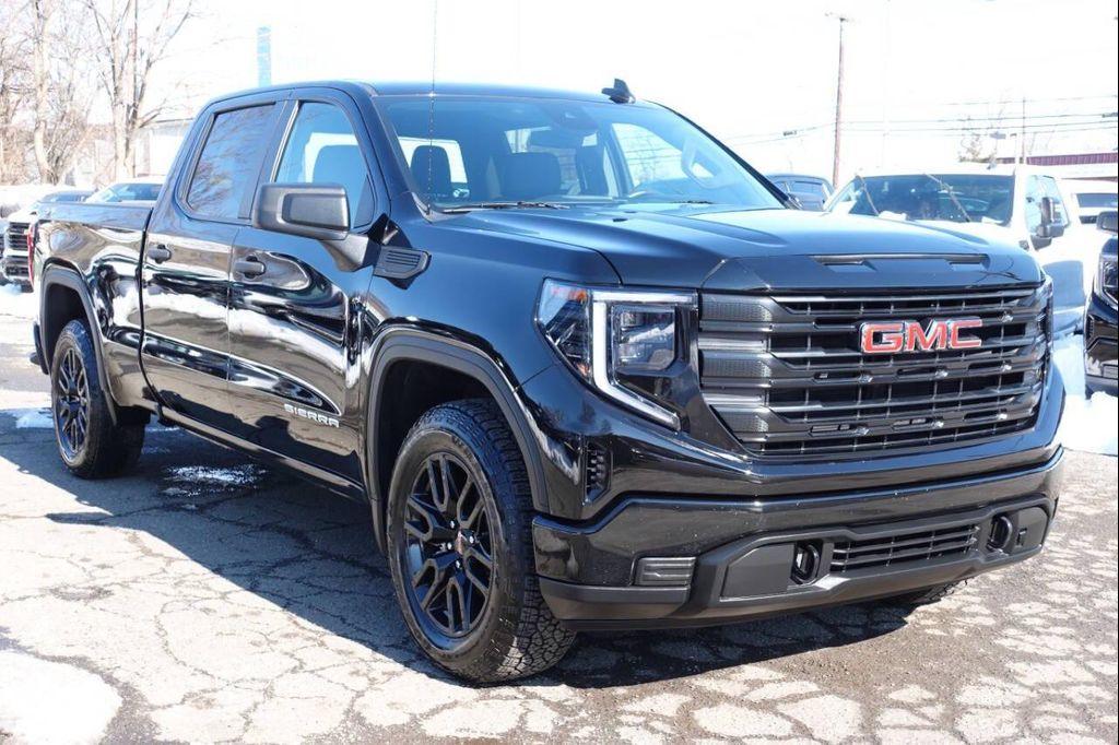 used 2023 GMC Sierra 1500 car, priced at $35,995