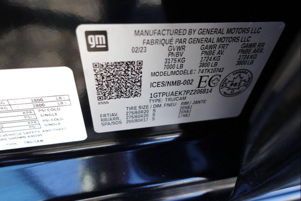 used 2023 GMC Sierra 1500 car, priced at $35,995