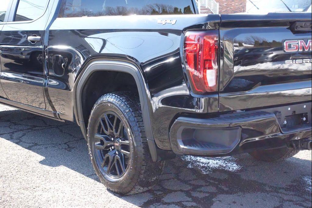 used 2023 GMC Sierra 1500 car, priced at $35,995
