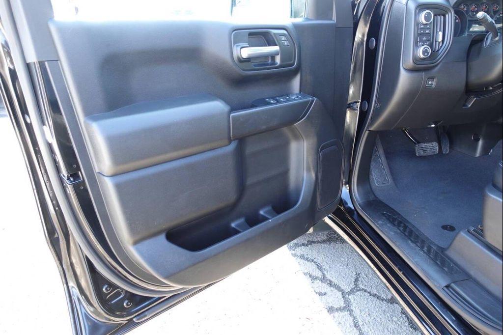 used 2023 GMC Sierra 1500 car, priced at $35,995