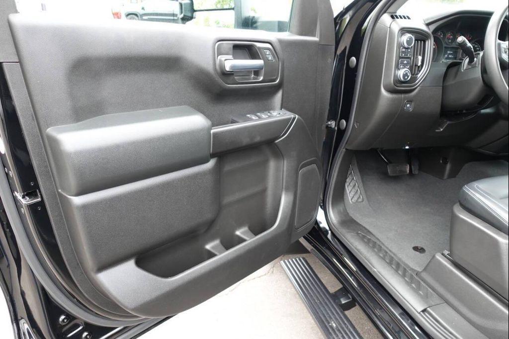 used 2022 GMC Sierra 1500 car, priced at $33,995