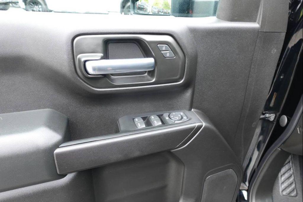 used 2022 GMC Sierra 1500 car, priced at $33,995