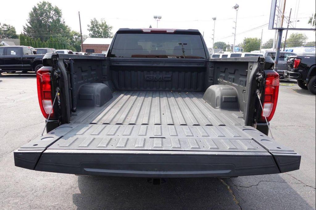 used 2022 GMC Sierra 1500 car, priced at $36,895