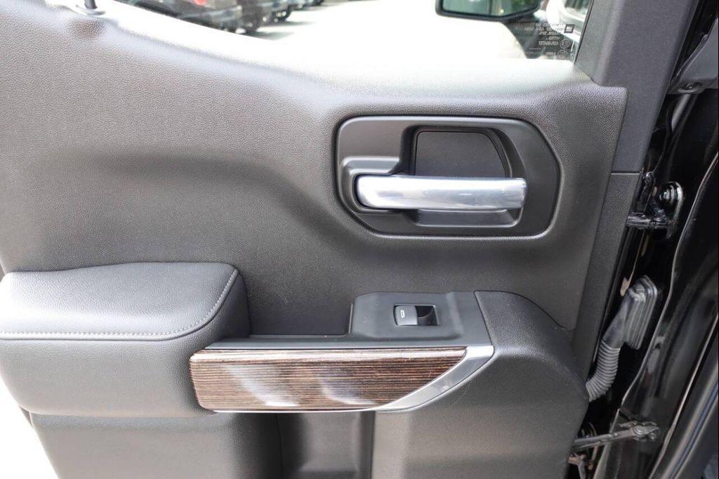 used 2022 GMC Sierra 1500 car, priced at $36,895