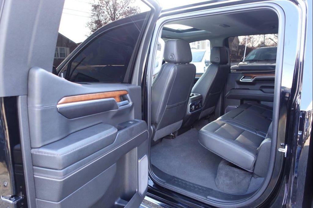 used 2022 GMC Sierra 1500 car, priced at $48,995