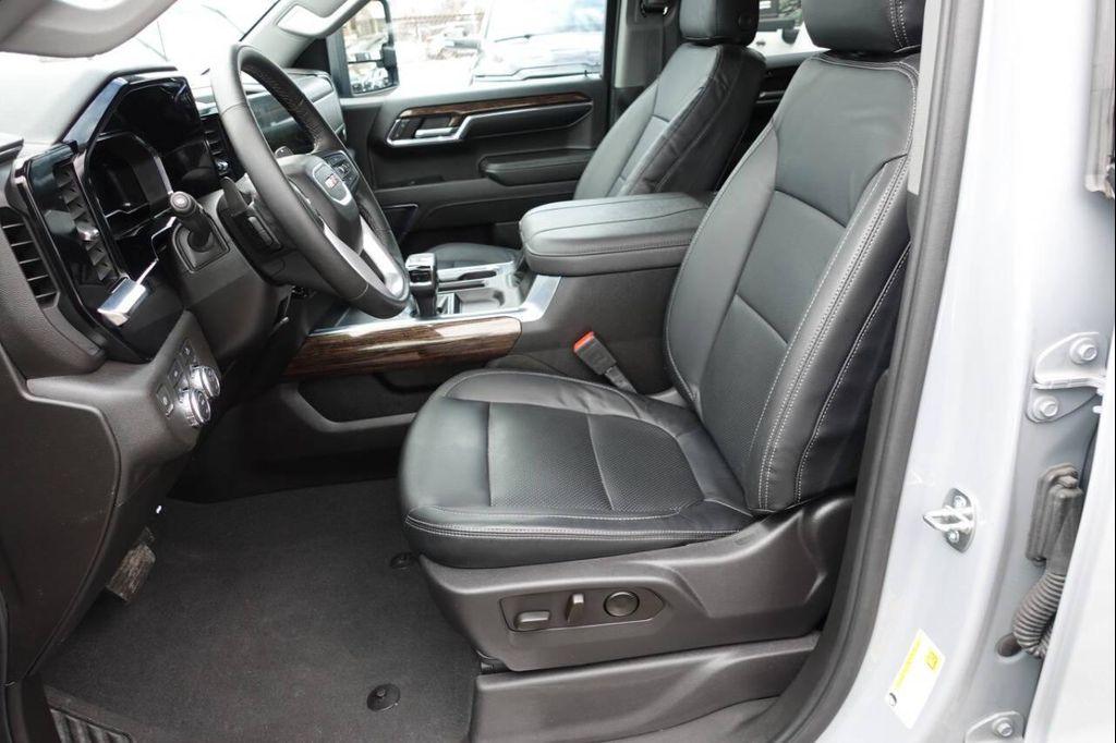 used 2024 GMC Sierra 1500 car, priced at $49,995