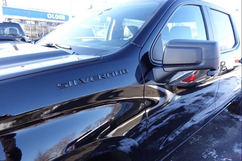 used 2023 Chevrolet Silverado 1500 car, priced at $33,995