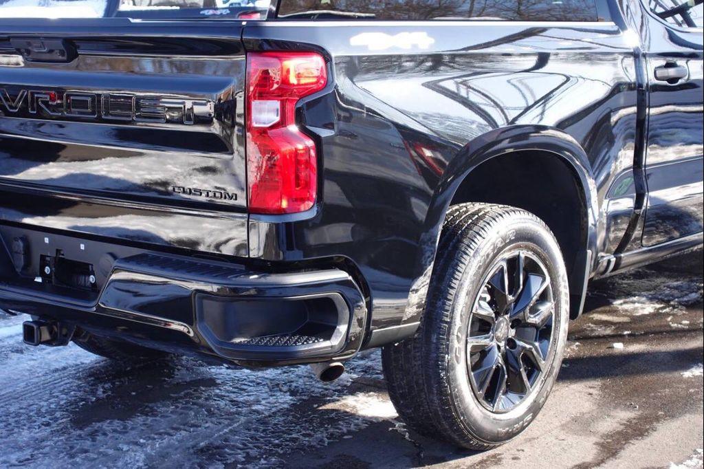 used 2023 Chevrolet Silverado 1500 car, priced at $33,995