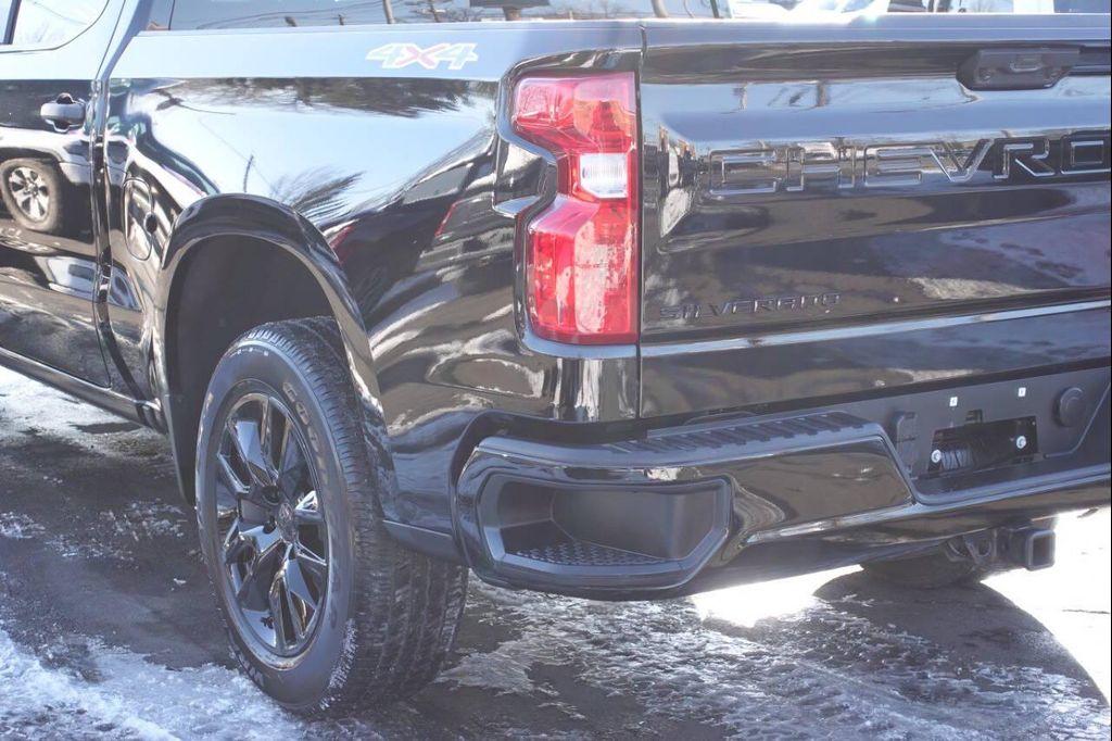 used 2023 Chevrolet Silverado 1500 car, priced at $33,995