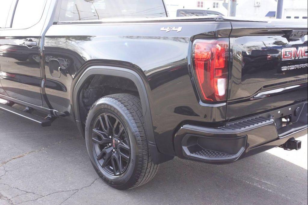 used 2022 GMC Sierra 1500 car, priced at $32,995