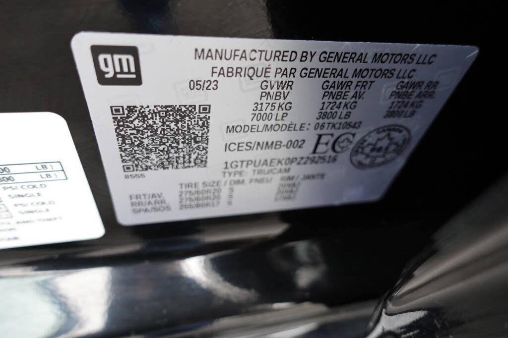 used 2023 GMC Sierra 1500 car, priced at $34,995