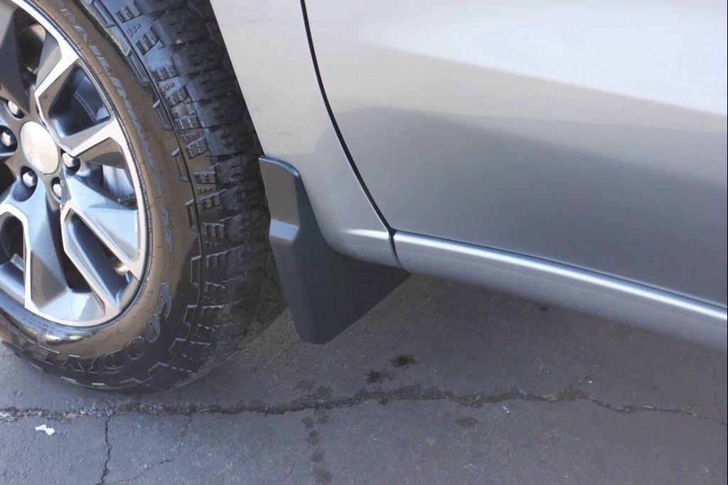 used 2024 Chevrolet Silverado 1500 car, priced at $34,875