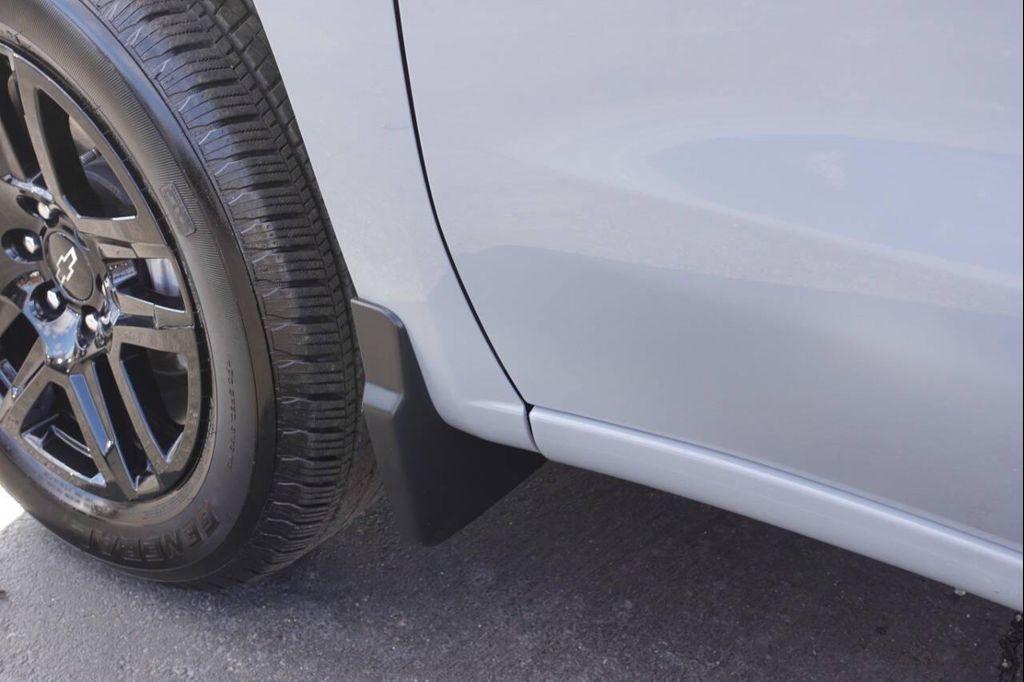 used 2024 Chevrolet Silverado 1500 car, priced at $35,995